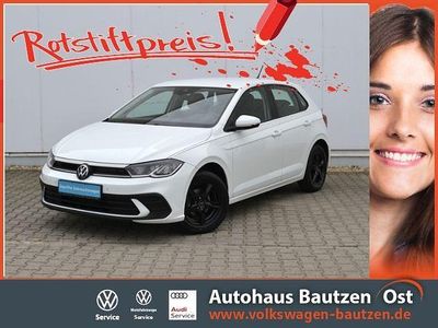 Weiß (pure white) Gebraucht 2022 VW Polo Life Limousine | 16.440 € (Teuer)