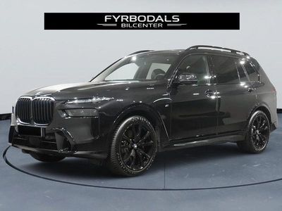 Gebraucht BMW X7 M Sport 352 PS (258 kW) 2025 Schwarz SUV