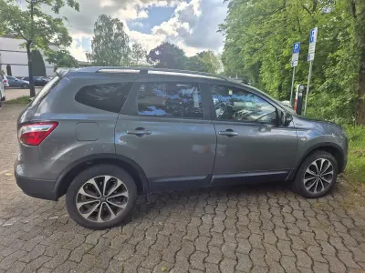Gebraucht Nissan Qashqai 130 PS (95 kW) 2013 Grau SUV