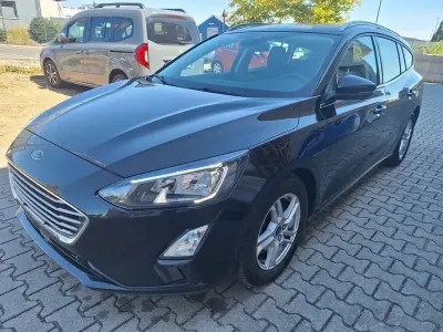 Gebraucht Ford Focus Cool & Connect 120 PS (88 kW) 2021 Schwarz Limousine