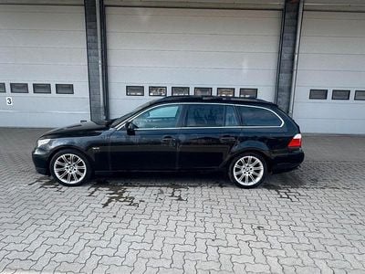 Gebraucht BMW 525 197 PS (144 kW) 2008 Schwarz Kombi