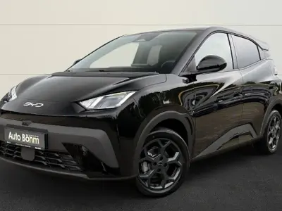 Nouă BYD Dolphin Surf Comfort 114 kW (156 CP) 2026 Negru Hatchback