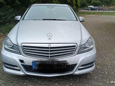 Mercedes C200