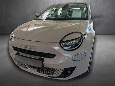 Neu Fiat 600 La Prima 110 PS (80 kW) 2026 Metallic SUV