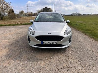 Gebraucht Ford Fiesta Cool & Connect 101 PS (74 kW) 2019 Silber Kleinwagen