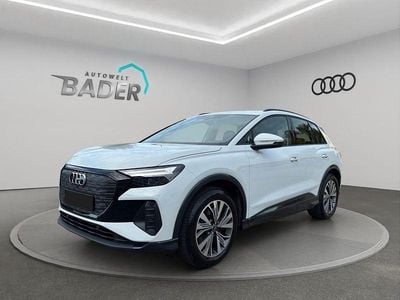 Gletscherweiß metallic Gebraucht 2022 Audi Q4 e-tron Ambiente SUV | 30.880 € (Etwas zu teuer)