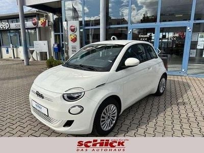 Gebraucht Fiat 500e Basis 86 kW (118 PS) 2023 Weiß Limousine