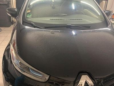 Schwarz Gebraucht 2016 Renault Zoe Kleinwagen | 6.000 € (Fairer Preis)