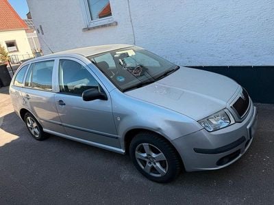 Brugt Skoda Fabia 64 HK (47 kW) 2005 Sølv Stationcar