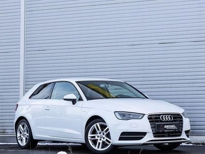 Gebraucht Audi A3 S-Line 150 PS (110 kW) 2016 Gletscherweiss Kleinwagen