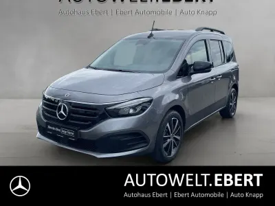 Gebraucht Mercedes EQT200 89 kW (122 PS) 2024 Chromitgrau Van / Kleinbus