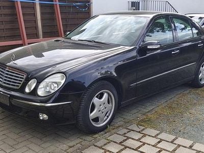Mercedes E220