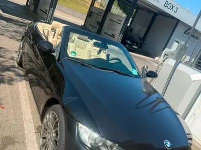 Gebraucht BMW 325 218 PS (160 kW) 2007 Schwarz Cabrio