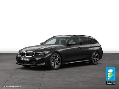 Gebraucht BMW 330e M Sport 292 PS (214 kW) 2025 Schwarz Kombi