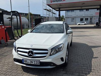 Mercedes GLA200