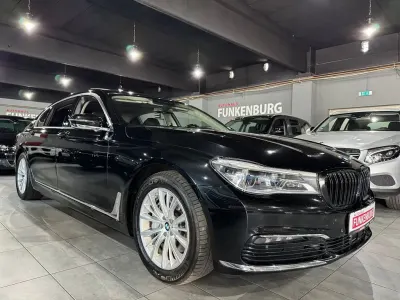 Gebraucht BMW 730L Sport Line 265 PS (194 kW) 2018 Schwarz Limousine