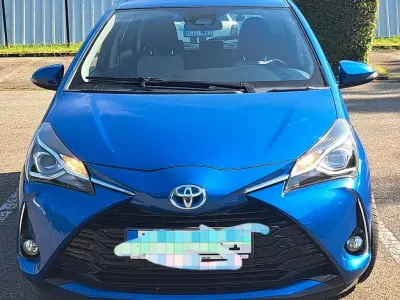 Gebraucht Toyota Yaris Team 73 PS (53 kW) 2018 Blau Kleinwagen