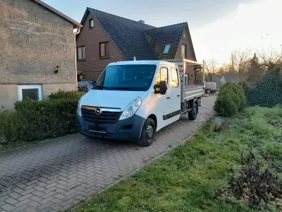Gebraucht Opel Movano 145 PS (106 kW) 2018 Weiß Van / Kleinbus