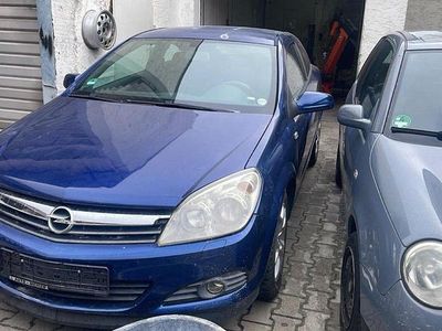 Opel Astra GTC