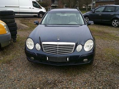Blau Gebraucht 2009 Mercedes E280 Kombi | 2.900 € (Superpreis)