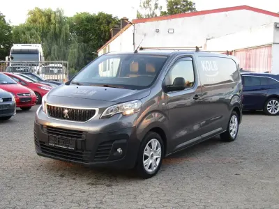 Gebraucht Peugeot Expert Premium 122 PS (89 kW) 2018 Grau Van