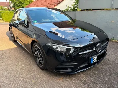 Gebraucht Mercedes A180 AMG line 136 PS (100 kW) 2018 Schwarz Limousine