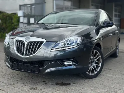 Gebraucht Lancia Delta 200 PS (147 kW) 2009 Grau Kleinwagen