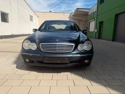 Usado Mercedes C270 170 HP (125 kW) 2002 Preto Sedan