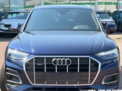 Gebraucht Audi Q5 204 PS (150 kW) 2021 Blau metallic SUV