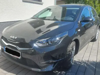 Gebraucht Kia Ceed Sportswagon 140 PS (102 kW) 2024 Schwarz Kombi