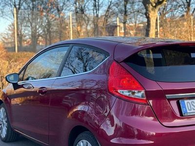 Gebraucht Ford Fiesta 90 PS (66 kW) 2012 Andere farben Kleinwagen