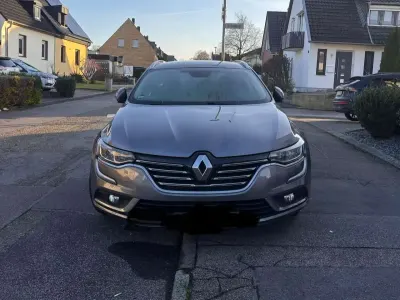 Używany Renault Talisman GrandTour Life 131 KM (96 kW) 2016 Szary Kombi