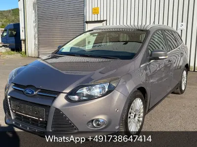 Usado Ford Focus Champions Edition 116 HP (85 kW) 2012 Castanho Carrinha