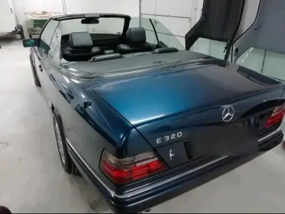 Brugt Mercedes E320 AMG 220 HK (161 kW) 1996 Blå Cabriolet
