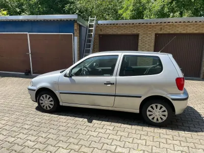 Gebraucht VW Polo Basis 60 PS (44 kW) 2001 Grau Limousine