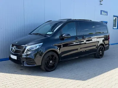 Gebraucht Mercedes V300 AMG line 237 PS (174 kW) 2021 Obsidianschwarz metallic Van / Kleinbus