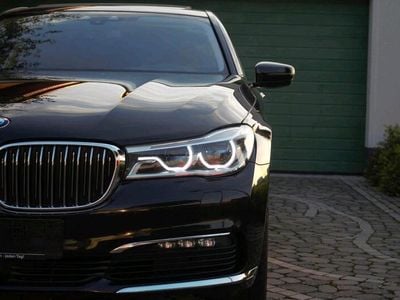 BMW 740