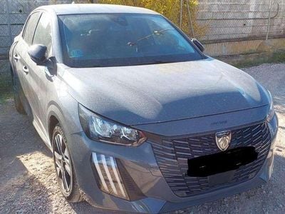 Seleniumgrau Gebraucht 2025 Peugeot 208 Allure Kleinwagen | 18.580 € (Guter Preis)