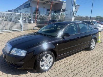Second-hand Skoda Superb Comfort 116 CP (85 kW) 2003 Negru Berlinǎ