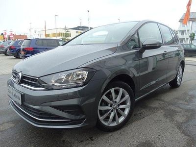Grau Gebraucht 2020 VW Golf United Van / Kleinbus | 16.990 € (Guter Preis)
