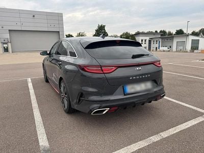 Kia ProCeed GT