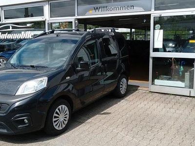 Gebraucht Fiat Qubo Trekking 95 PS (69 kW) 2017 Schwarz Van / Kleinbus