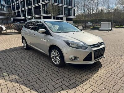 Gebraucht Ford Focus Titanium 140 PS (102 kW) 2014 Silber Kombi