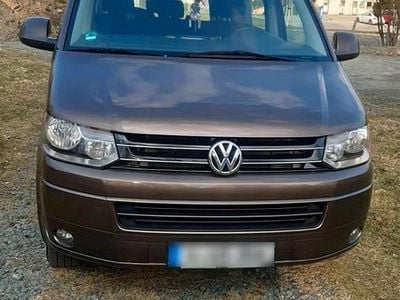 Gebraucht VW T5 140 PS (102 kW) 2010 Braun Van