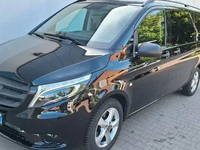 Gebraucht Mercedes Vito 190 PS (139 kW) 2020 Schwarz Van