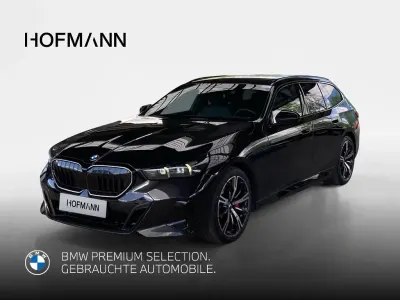 Gebraucht BMW 540 M Sport 286 PS (210 kW) 2025 Saphirschwarz metallic Kombi