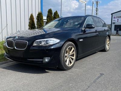 Gebraucht BMW 520 184 PS (135 kW) 2011 Schwarz Kombi