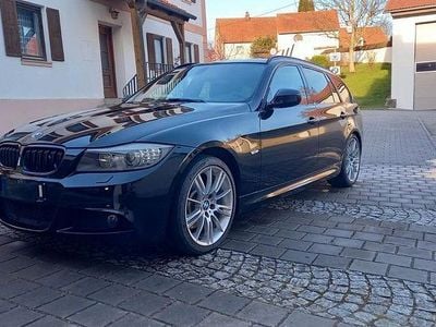 Second-hand BMW 330 Sport Line 245 CP (180 kW) 2010 Negru Break