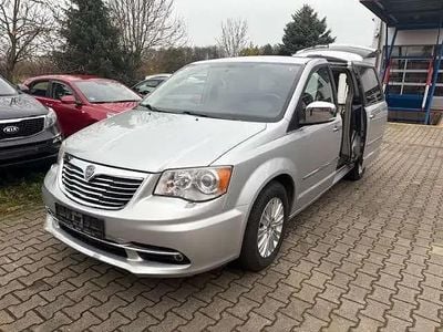 Second-hand Lancia Voyager Gold 163 CP (119 kW) 2011 Argintiu Monovolum