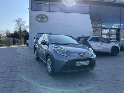 Gebraucht Toyota Aygo X X-play 72 PS (52 kW) 2025 Celestite grey metallic SUV